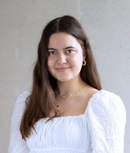 Lena Decker